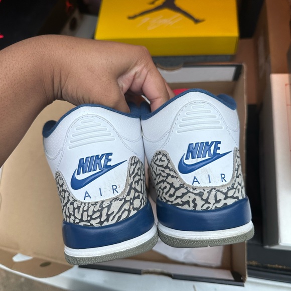 Jordan retro 3 GS - Picture 3 of 3